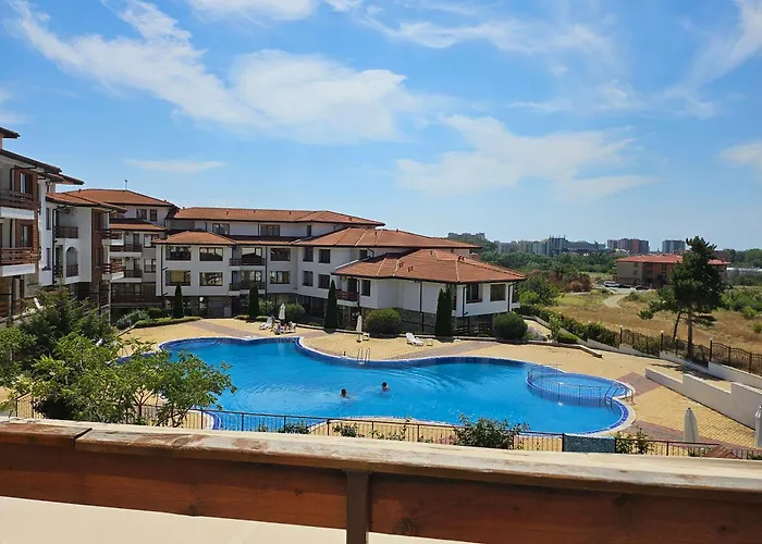 Gardenia Hills * ساني بيتش